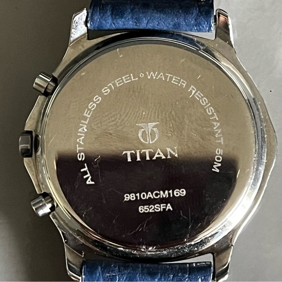 Titan Vintage Men's Water Resistant Watch - Picture 11 of 16